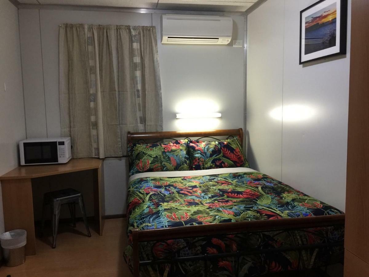 ديربي Mud Crab Motel المظهر الخارجي الصورة