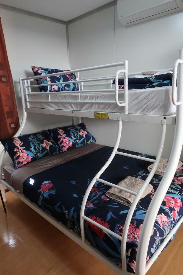 ديربي Mud Crab Motel المظهر الخارجي الصورة